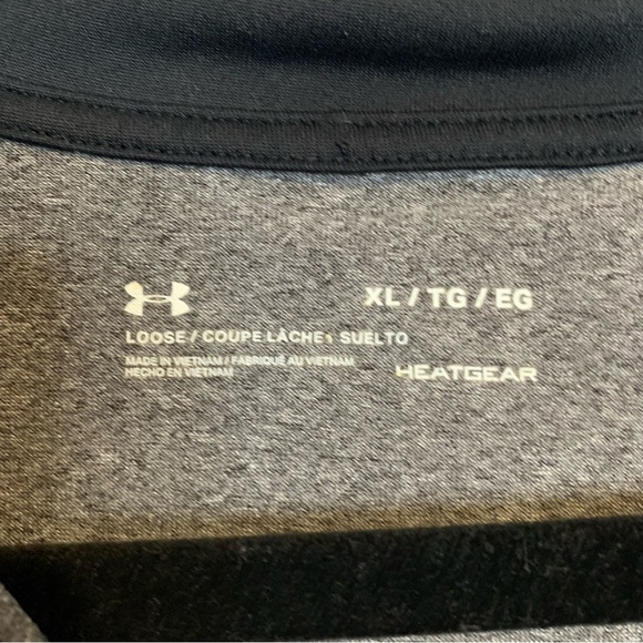 Under Armour HeatGear Gray Long Sleeve Quartezip - Size XL - Picture 3 of 4